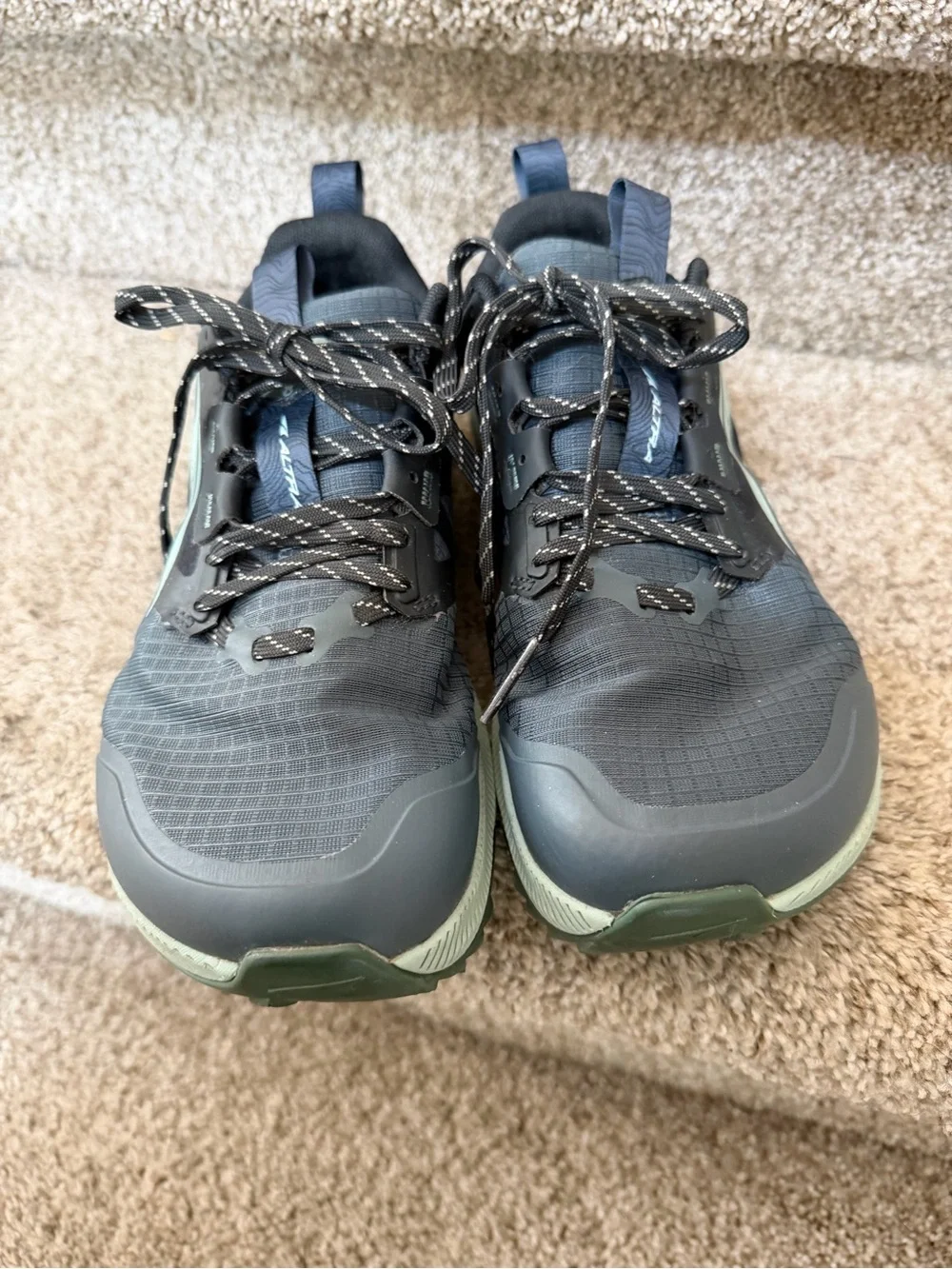 ALTRA Women’s Lone Peak 8 Trail Running Shoe. SZ 7 Wide. Hiking. Outdoor. EUC